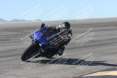 media/Oct-13-2025-Moto Forza (Mon) [[a66d839500]]/4-C Group/Session 2 (Bowl)/